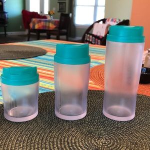 REDUCED Tupperware shakers